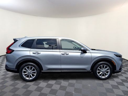 Used 2024 Honda CR-V EX image 8