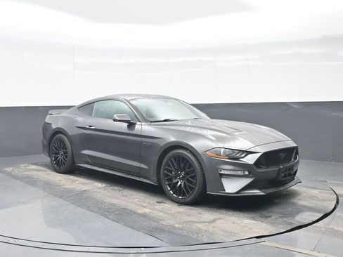 Used 2019 Ford Mustang GT image 9