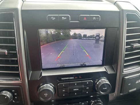 Used 2020 Ford F150 XLT w/ Equipment Group 302A Luxury AWD/4WD image 25