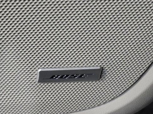 Used 2024 GMC Terrain Denali w/ Denali Premium Package image 9