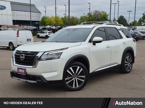 Used 2024 Nissan Pathfinder Platinum AWD/4WD image 1
