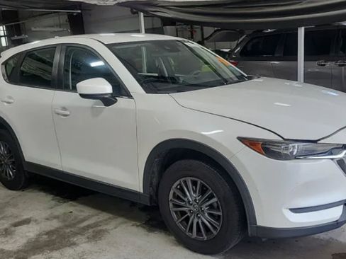 Used 2019 MAZDA CX-5 Sport FWD image 4