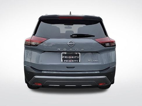 Used 2022 Nissan Rogue SL w/ SL Premium Package image 4