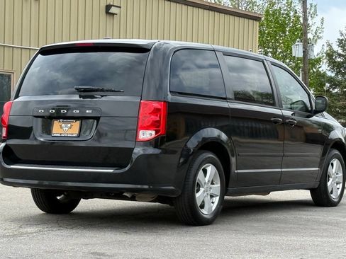 Used 2016 Dodge Grand Caravan SE w/ Quick Order Package 29E SE FWD image 6