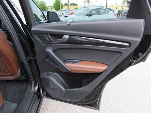 Used 2019 Audi Q5 2.0T Premium Plus w/ Premium Plus Package AWD/4WD image 26