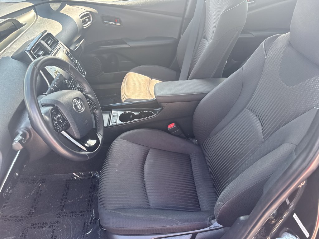 Used 2022 Toyota Prius Prime LE FWD image 18