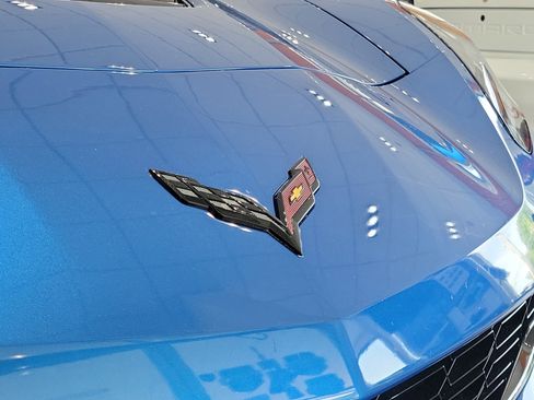 Used 2015 Chevrolet Corvette Z06 w/ 3LZ Preferred Equipment Group RWD image 30