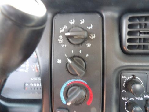 Used 1999 Dodge Ram 3500 Truck SLT image 20