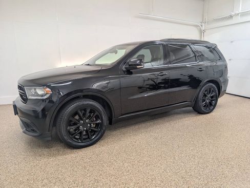 Used 2017 Dodge Durango R/T w/ Blacktop Package AWD/4WD image 1
