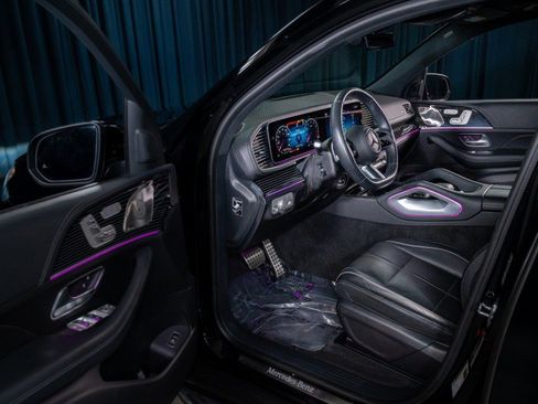 Certified 2024 Mercedes-Benz GLS 580 4MATIC image 11