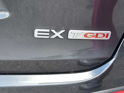 Used 2018 Kia Sorento EX w/ EX Advanced Touring Package FWD image 25