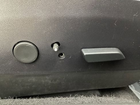 Used 2018 Tesla Model 3 Mid Range RWD image 40