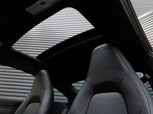 Certified 2025 Porsche 911 Carrera GTS RWD image 16