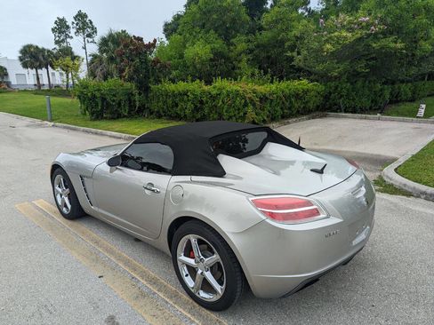 Used 2007 Saturn Sky Red Line image 4