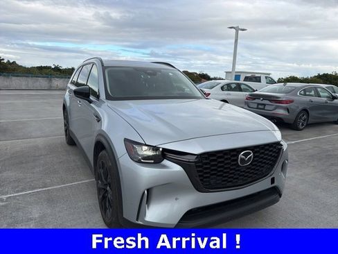Used 2025 MAZDA CX-90 3.3 Turbo w/ Premium Sport Pkg image 3