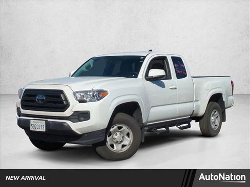 Used 2023 Toyota Tacoma SR image 1