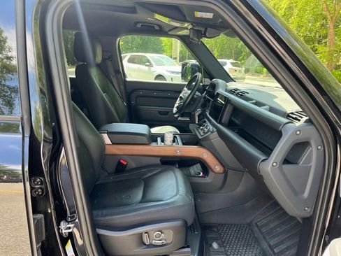 Certified 2024 Land Rover Defender 130 X AWD/4WD image 11