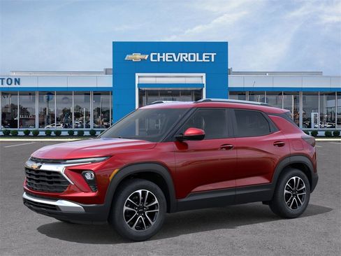 New 2026 Chevrolet TrailBlazer LT image 2