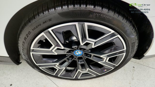 Used 2025 BMW i5 eDrive40 w/ M Sport Package AWD/4WD image 72