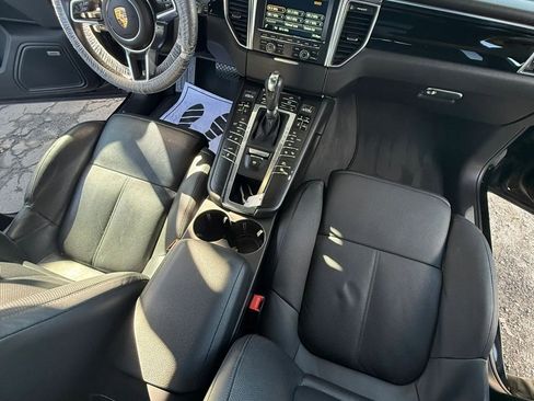 Used 2016 Porsche Macan S image 10