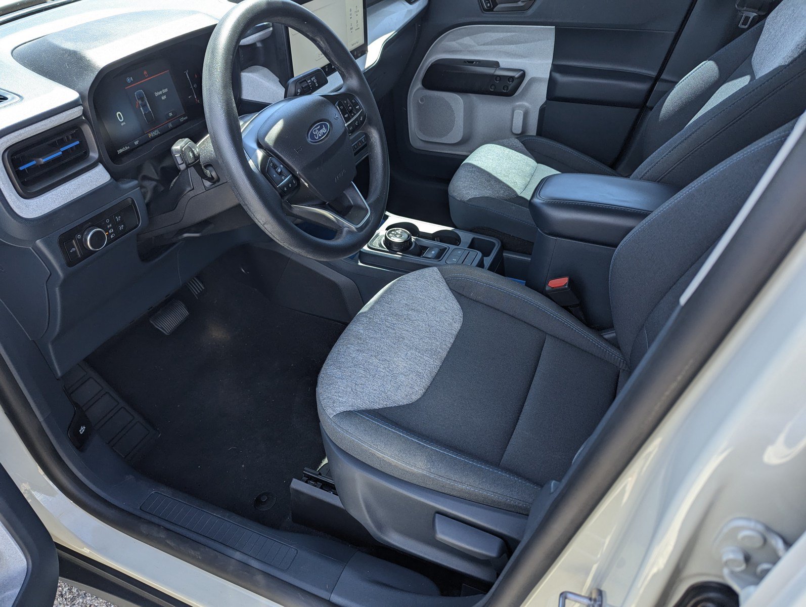 Certified 2025 Ford Maverick XLT w/ Equipment Group 302A AWD/4WD image 10