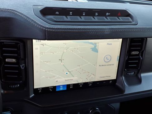 Used 2025 Ford Bronco Badlands image 21