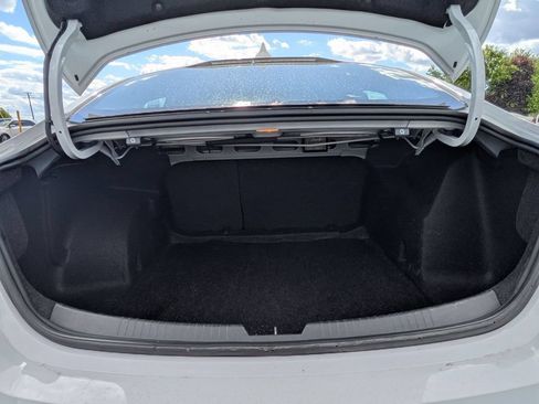 Used 2024 Chevrolet Malibu LT FWD image 22