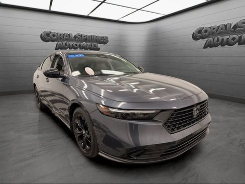 Certified 2025 Honda Accord SE image 7