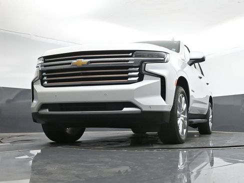 Used 2024 Chevrolet Tahoe High Country w/ Advanced Technology Package image 39