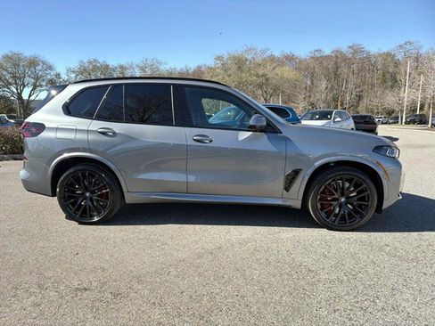 New 2026 BMW X5 xDrive40i w/ M Sport Package image 2