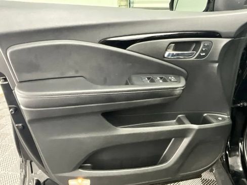 Used 2020 Honda Ridgeline RTL-E image 13