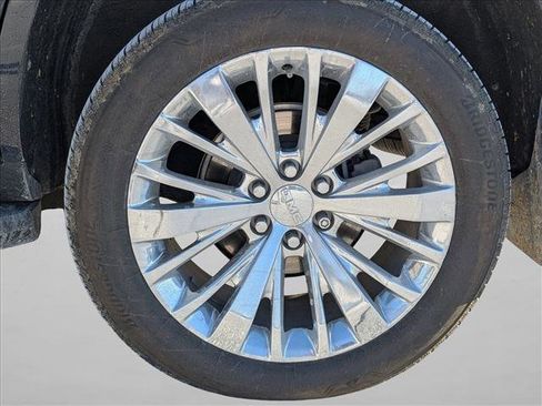 Used 2021 GMC Yukon SLT w/ SLT Luxury Plus Package image 14