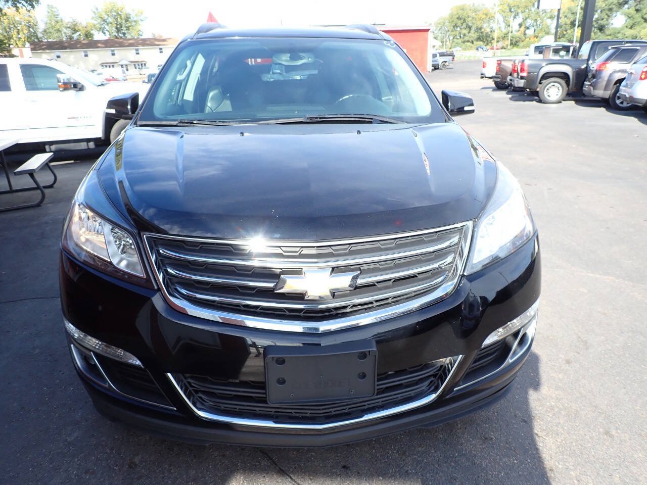Used 2017 Chevrolet Traverse LT AWD/4WD image 2