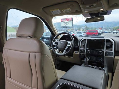 Used 2019 Ford F150 Lariat w/ Equipment Group 502A Luxury image 10