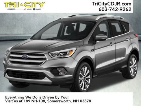 Used 2017 Ford Escape Titanium image 1