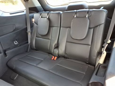 Used 2023 Ford Explorer XLT w/ Equipment Group 202A AWD/4WD image 12