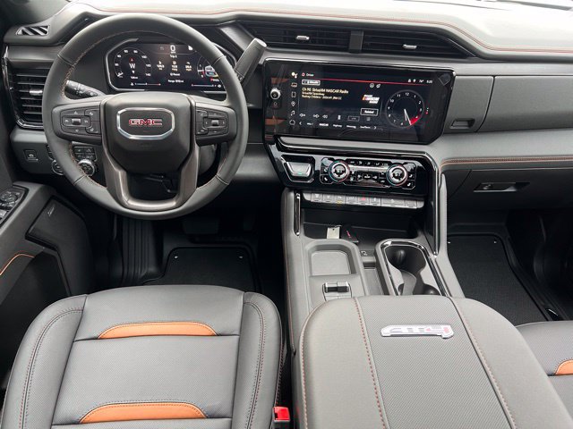 Used 2026 GMC Sierra 2500 AT4 w/ AT4 Premium Plus Package AWD/4WD image 6