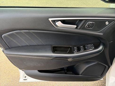 Used 2019 Ford Edge ST w/ Equipment Group 401A AWD/4WD image 24