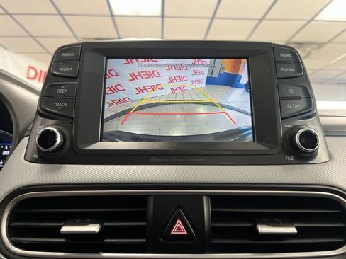 Used 2018 Hyundai Kona SEL w/ SEL Tech Package 02 FWD image 33