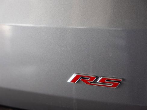 Used 2023 Chevrolet Traverse RS image 7