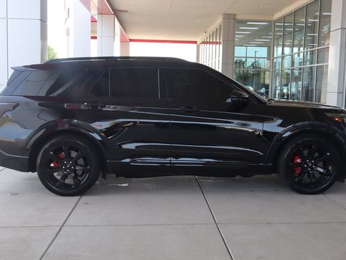 Used 2023 Ford Explorer ST w/ Equipment Group 401A AWD/4WD image 12