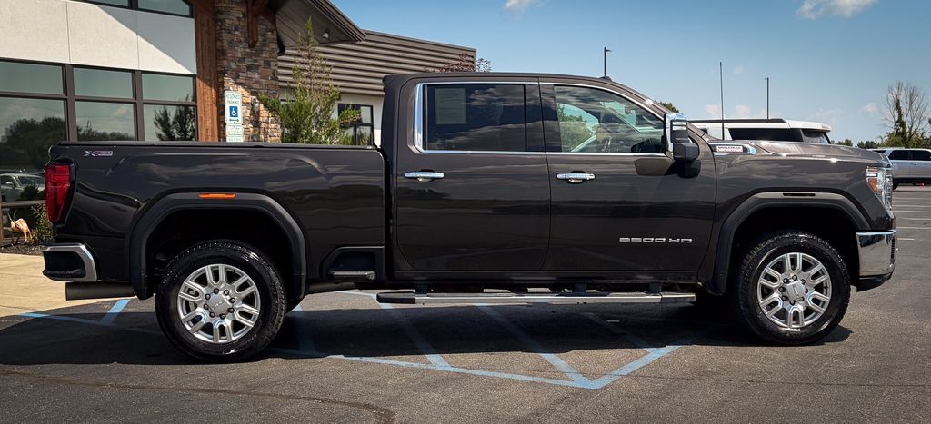 Used 2020 GMC Sierra 2500 SLT w/ SLT Premium Plus Package AWD/4WD image 29