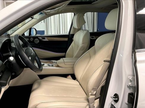 Used 2023 Genesis GV80 2.5T w/ Prestige Package AWD/4WD image 10