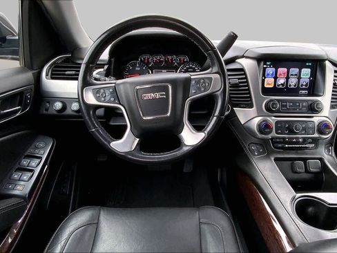 Used 2020 GMC Yukon XL SLT AWD/4WD image 6