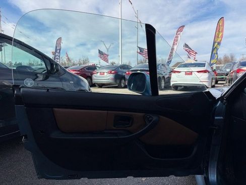 Used 2001 BMW Z3 2.5i image 25