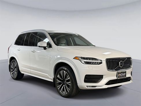 Used 2020 Volvo XC90 T6 Momentum w/ Protection Package Premier image 9