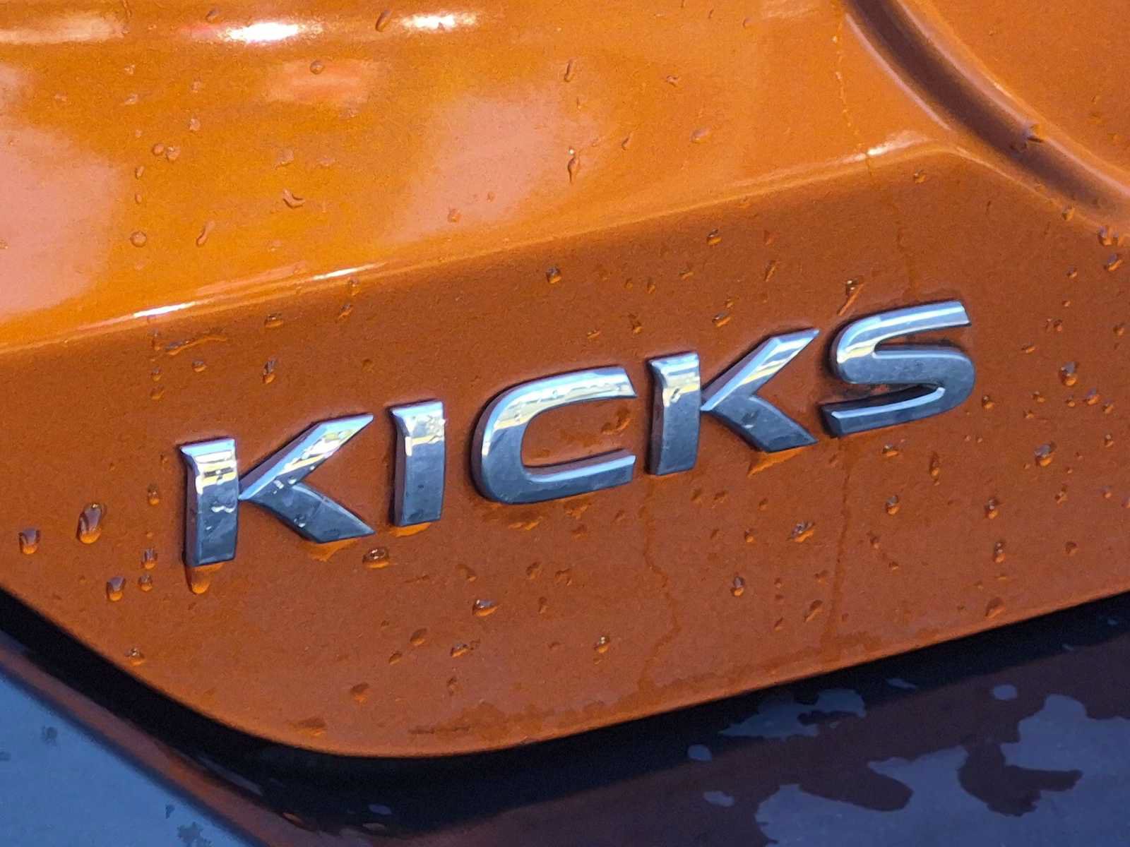Used 2019 Nissan Kicks SV FWD image 13