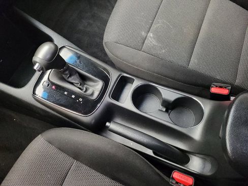 Used 2018 Kia Forte LX FWD image 26