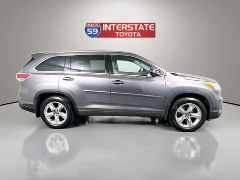 Used 2016 Toyota Highlander Limited image 8