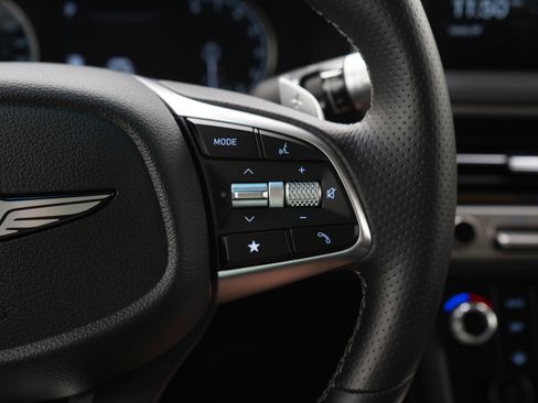 Used 2026 Genesis G70 2.5T AWD/4WD image 25